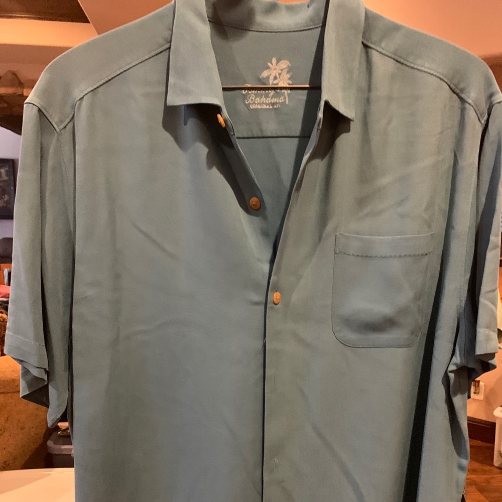 Men’s Tommy Bahama Shirt